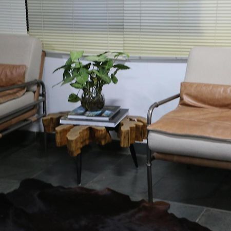 Excelente Quarto Com Cama De Casal King Em Casa Perto Do Aeroporto De Curitiba Sao Jose dos Pinhais Bagian luar foto